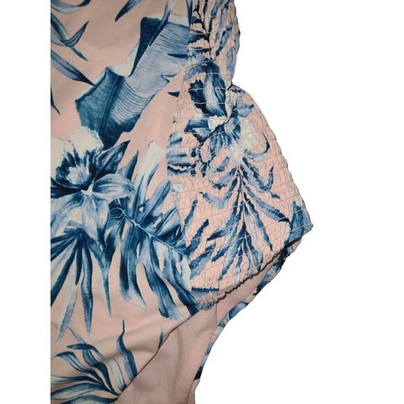 BAR III One-piece Strappy Swimsuit Women's Size Large - Picture 4 of 7